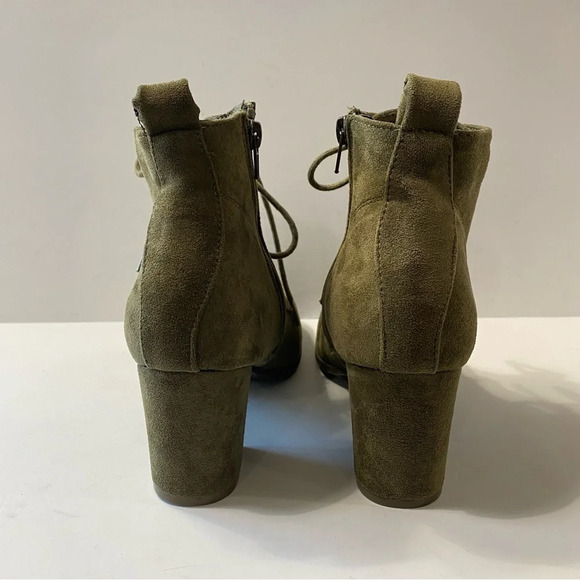 Steve Madden "NWOB" Olive Green Tammy Lace Up Suede Block Heel Boots Size 7 - Picture 7 of 8